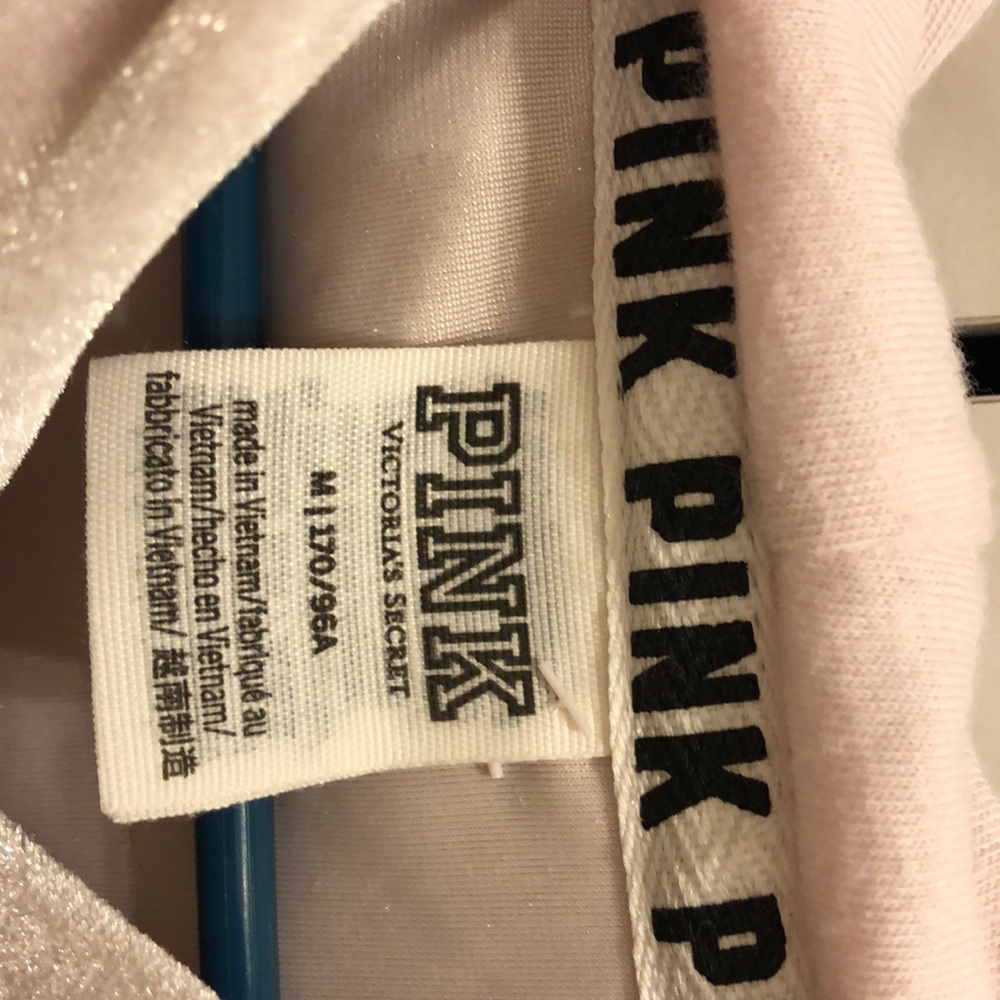 Pink! - Picture 3 of 4
